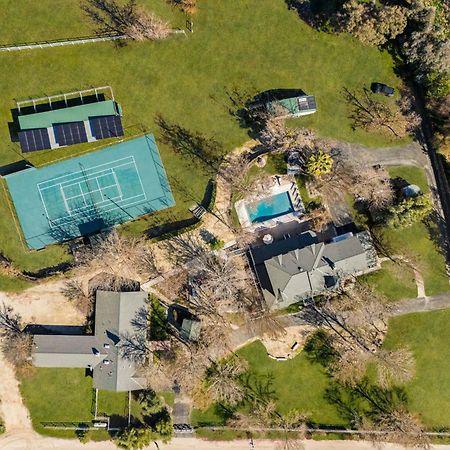 Victorian Manor In Paso Robles Wine Country Pool Hot Tub Firepit Tennis Court Sleeps 28 Exterior photo
